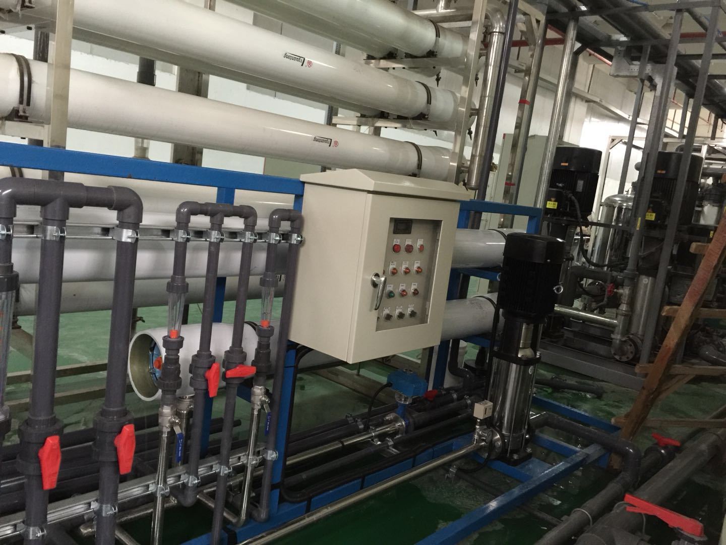 小型一體化純水設備 小型一體化純水設備